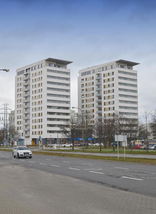 Metro Imielin Apartments Varşovia Exterior foto